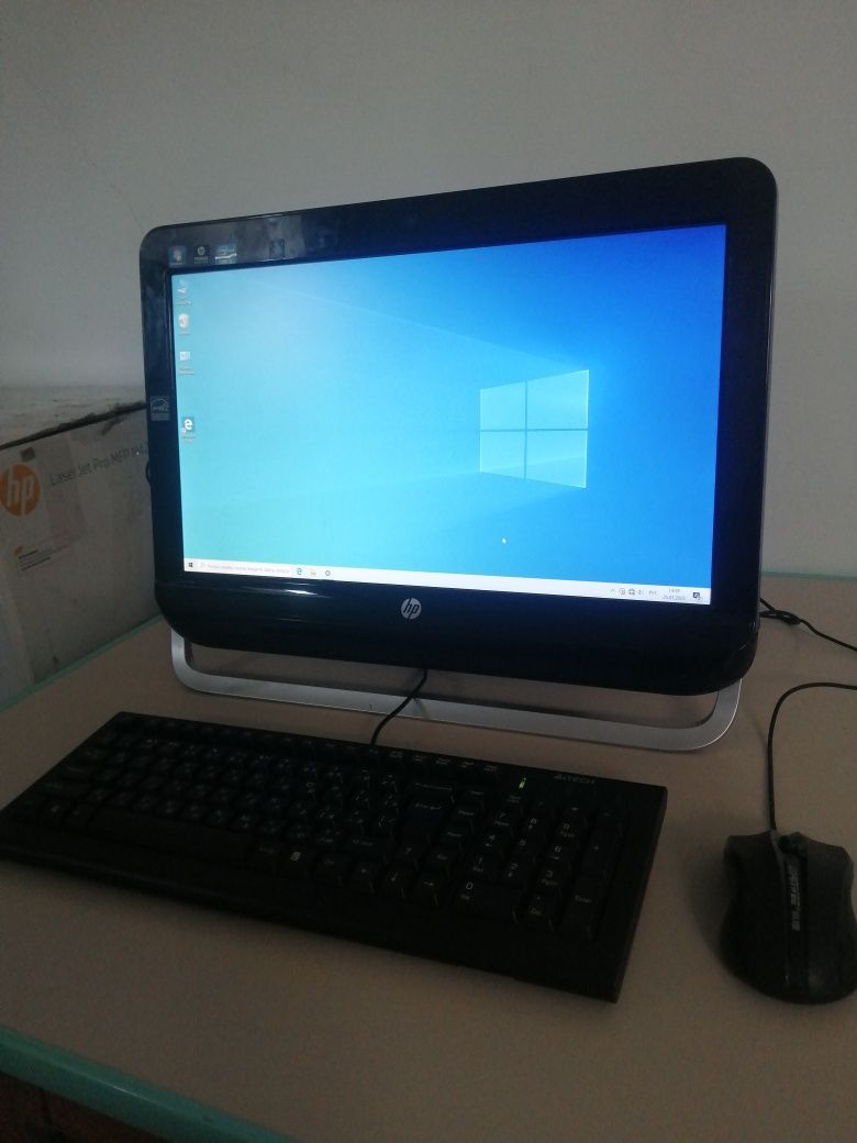 Моноблок HP Core i3 /8 Gb /500 Gb .