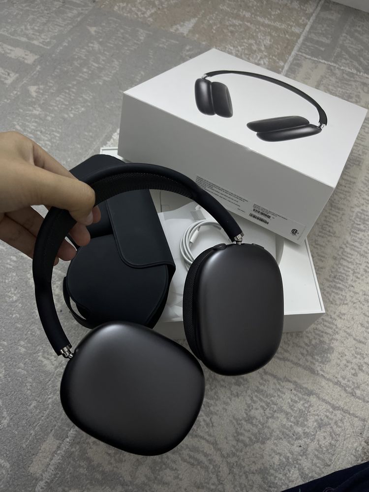 Airpods Max Space Gray