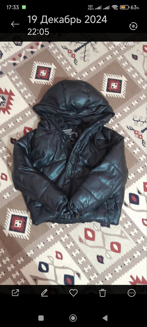Срочно продам  курточки разные