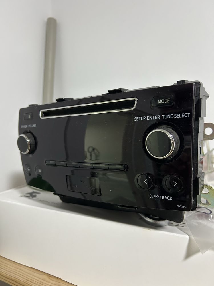 Магнитола hilux fortuner usb aux