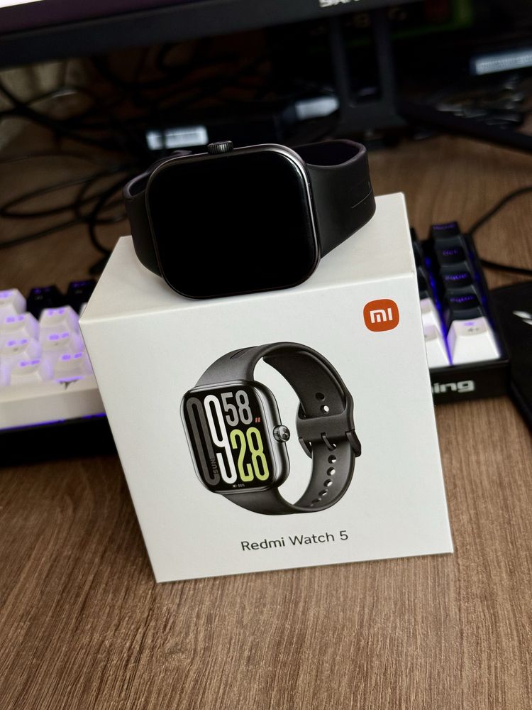 Продам смарт-часы Redmi Watch 5