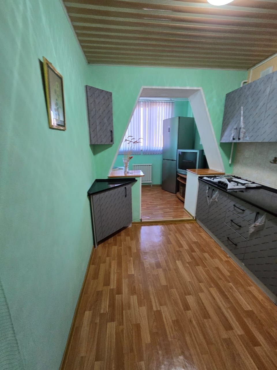 3х комнатная квартира 5 этаж автономное отопление Проспект Абая.