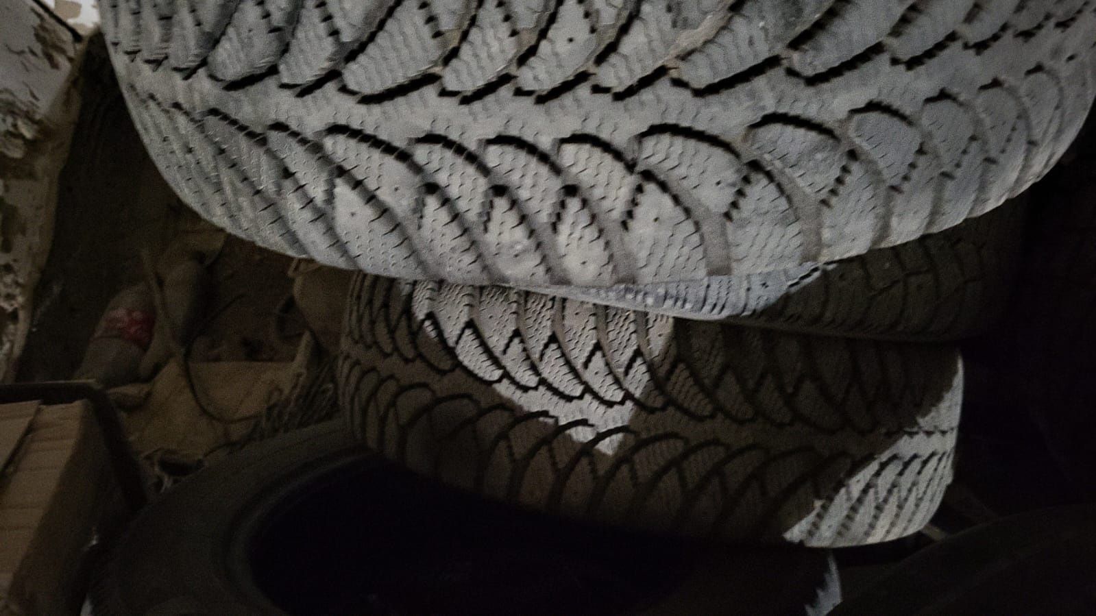 195/65 R15. Қыстық балон