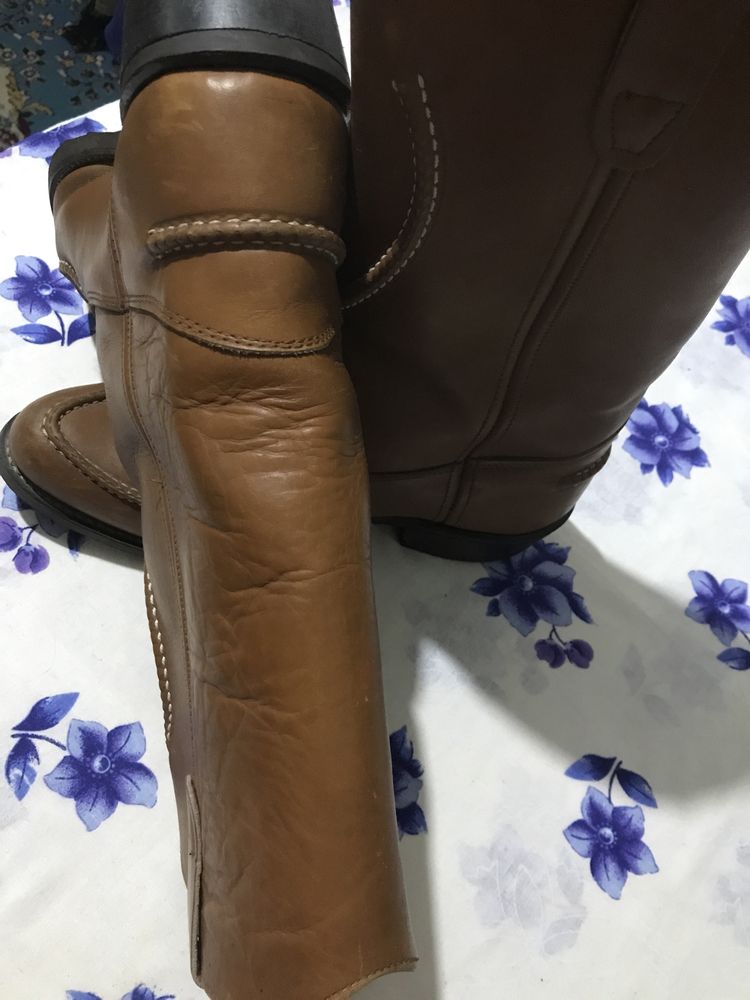 Продам сапоги. Натуральная кожа. 40-41 размер.