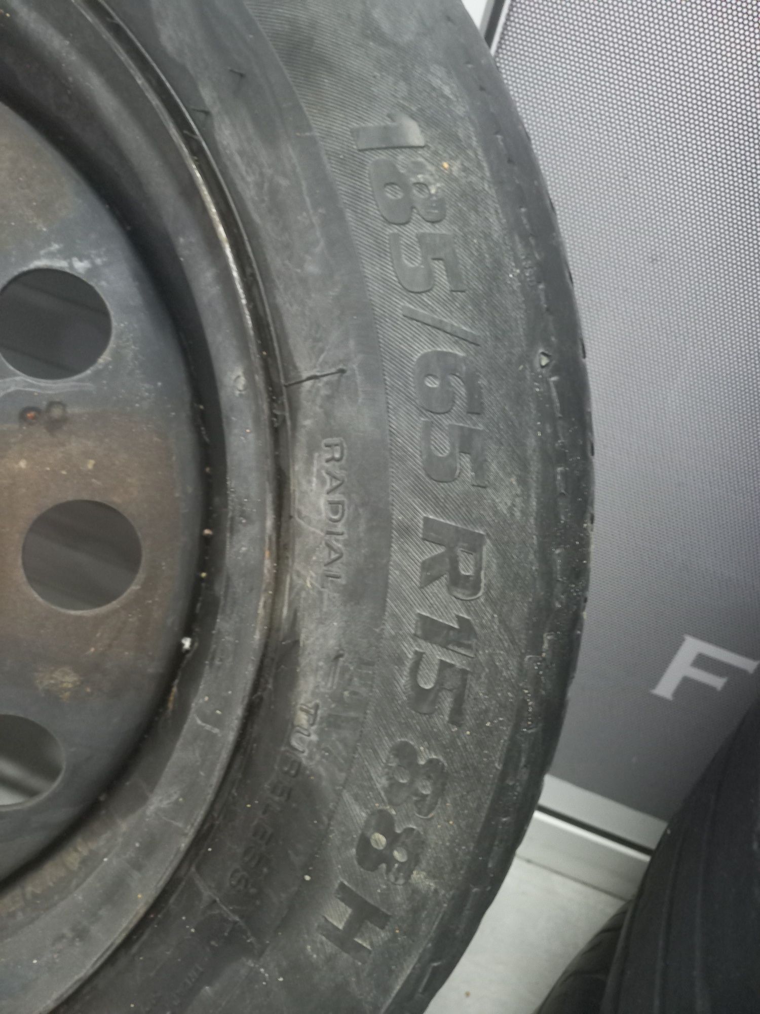 Продам шины безкамерка 225/60/17 # 185/65/15 с дисками