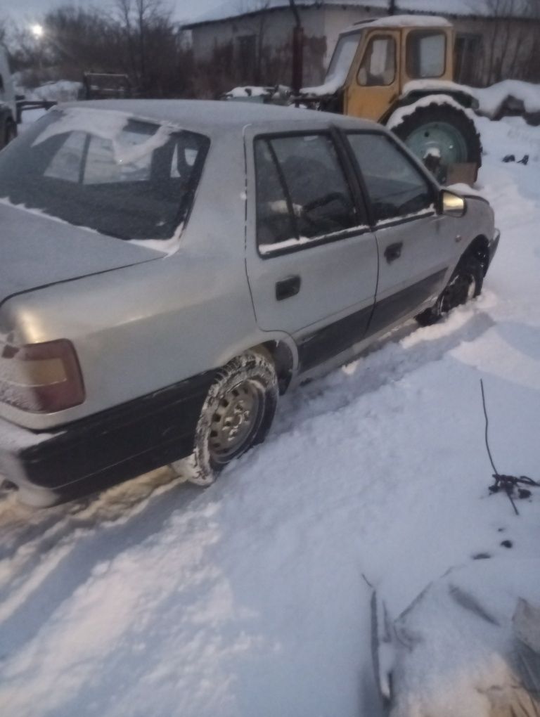 Продам хундай пони по запчестям есть всё