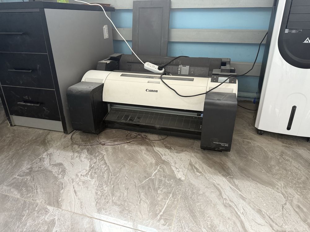 Canon imagePrograf tm-200