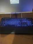 Продам клавиатуру razer blackwindow