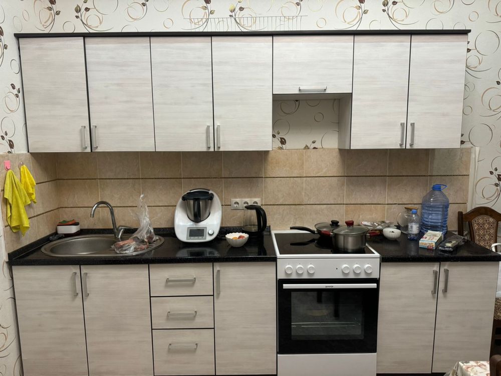 Продам кухню 3м в отлином состоянии
