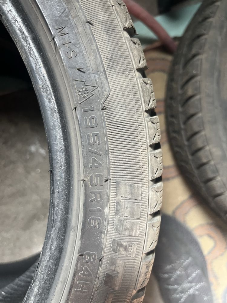 Резина зимняя липучка 195/45 R16