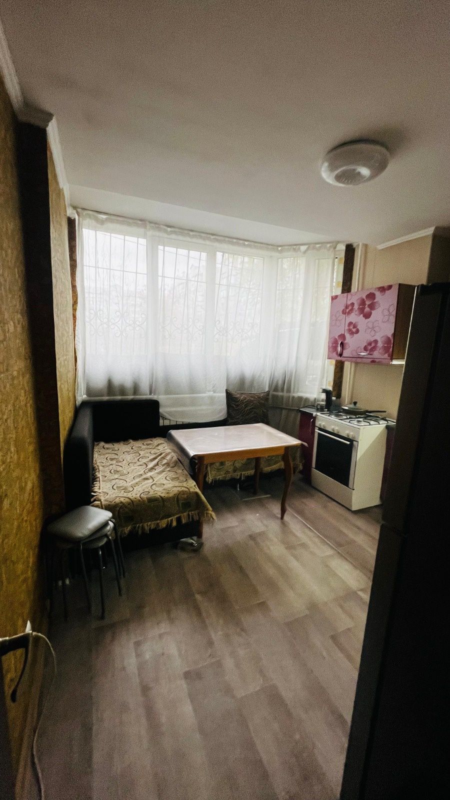 Аренда кв Мамыр 2комн