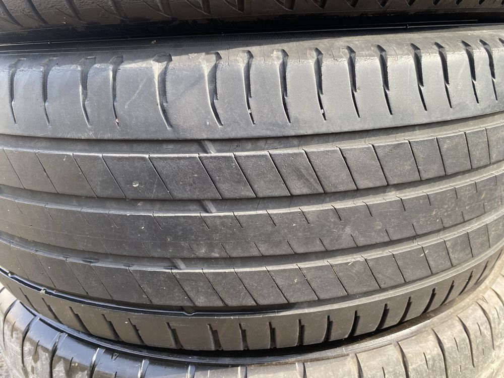 Комплект летние шины 235/55/18 235/55R18 Michelin.