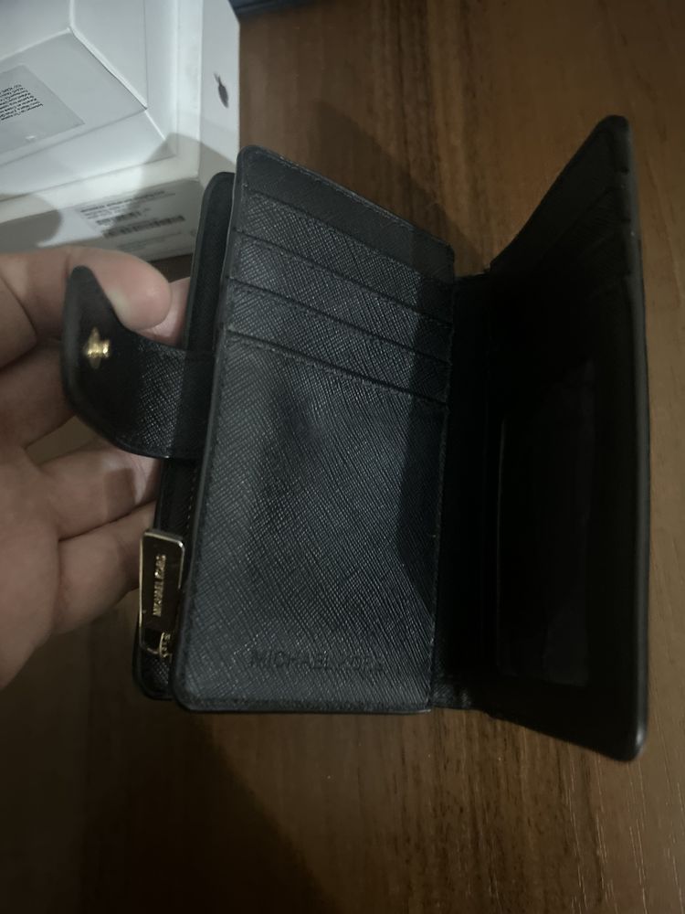 Кошелек Michael Kors, канва, черный