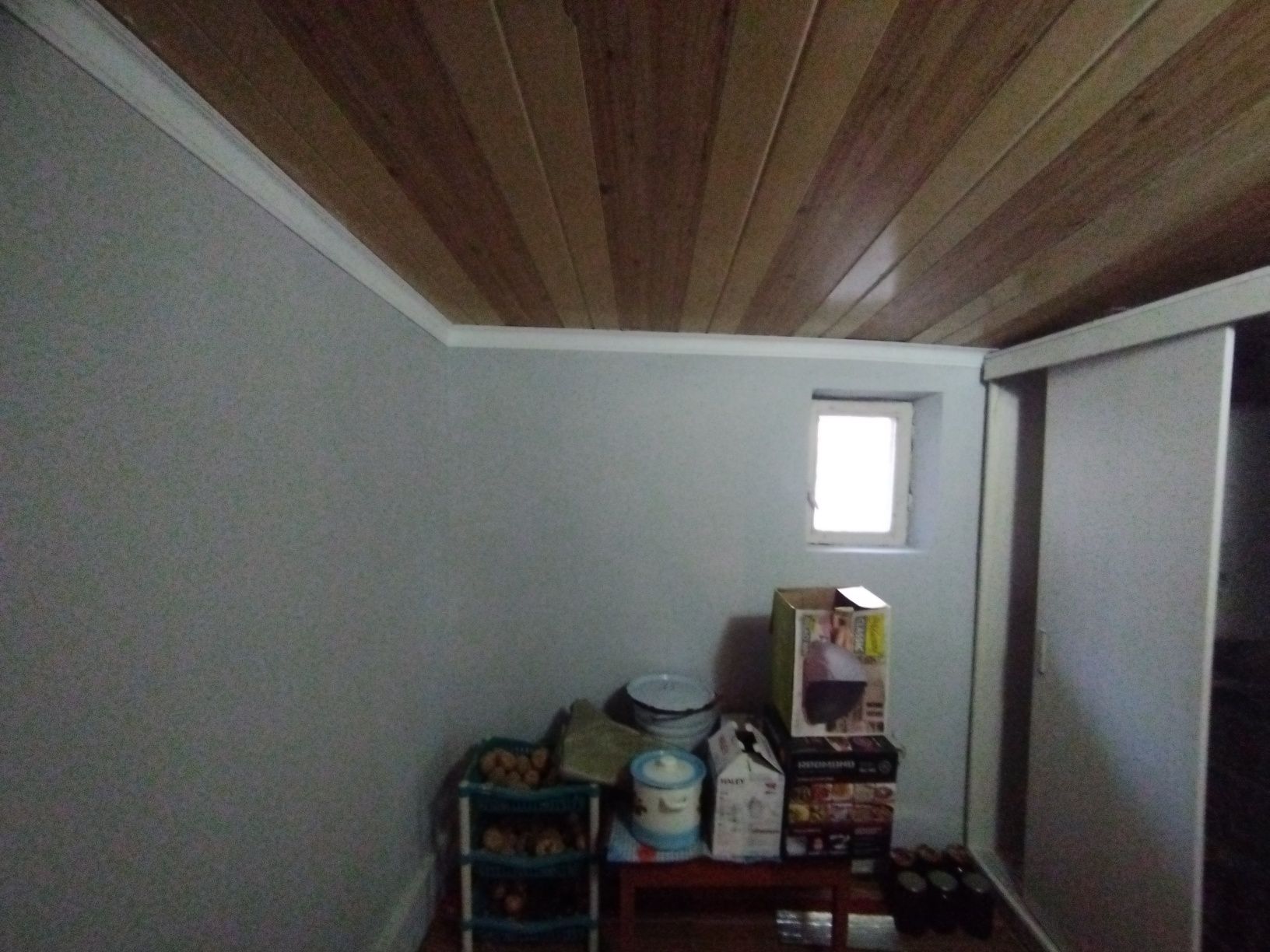 Продам дом в мкр. Самал-2 по улице Малхарова.