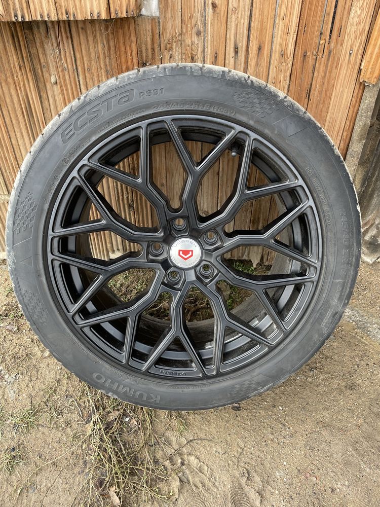 Продам диски Vossen