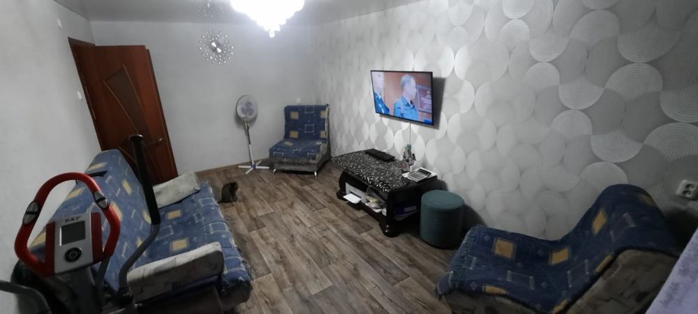 Продам 3-х комнатную квартиру в п. Майское!