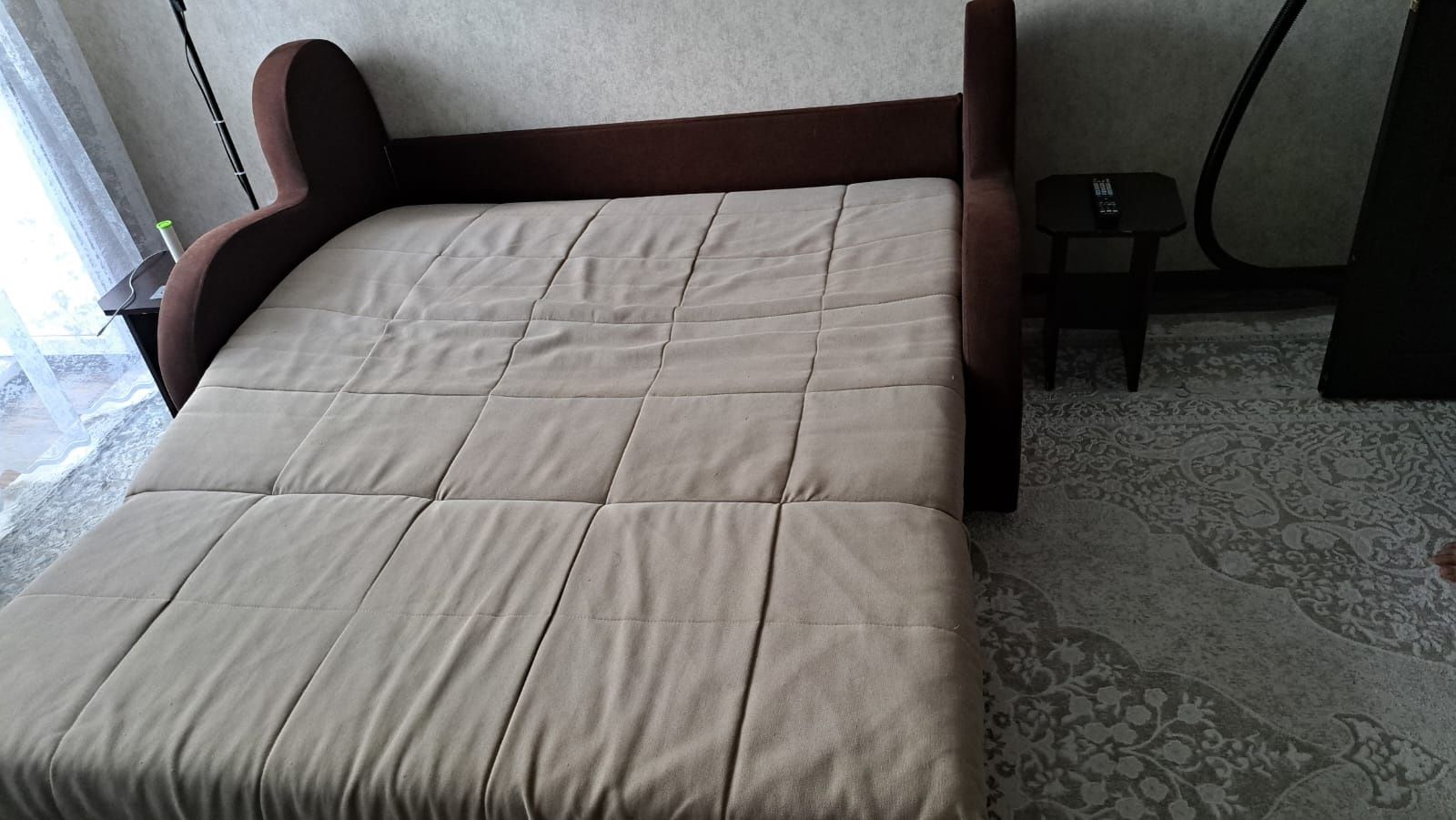 Продам диван срочно