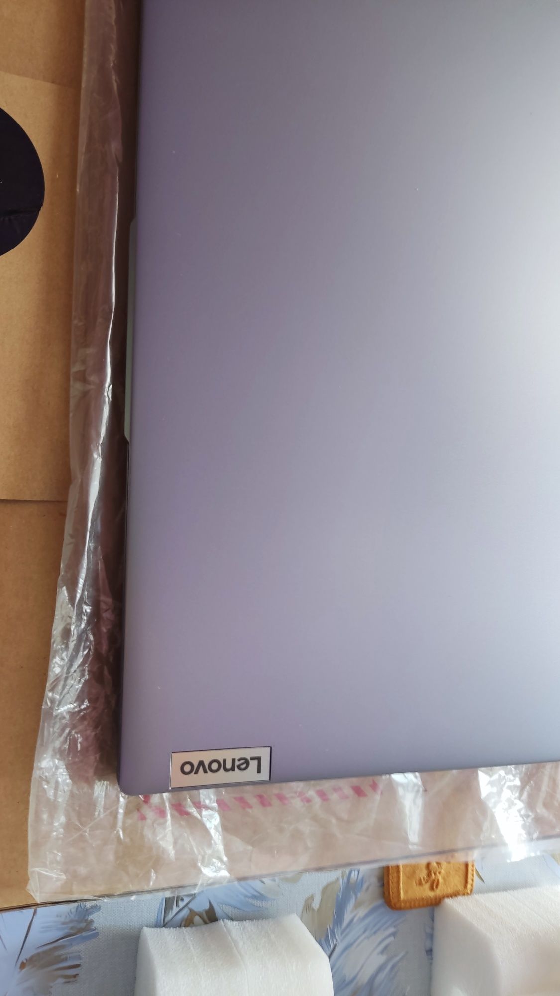 Ноутбук Lenovo  новый