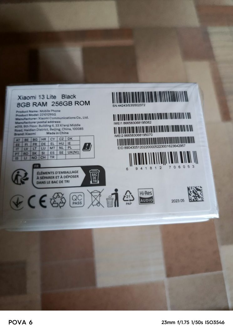 Продам смартфон Xiaomi 13Lite
