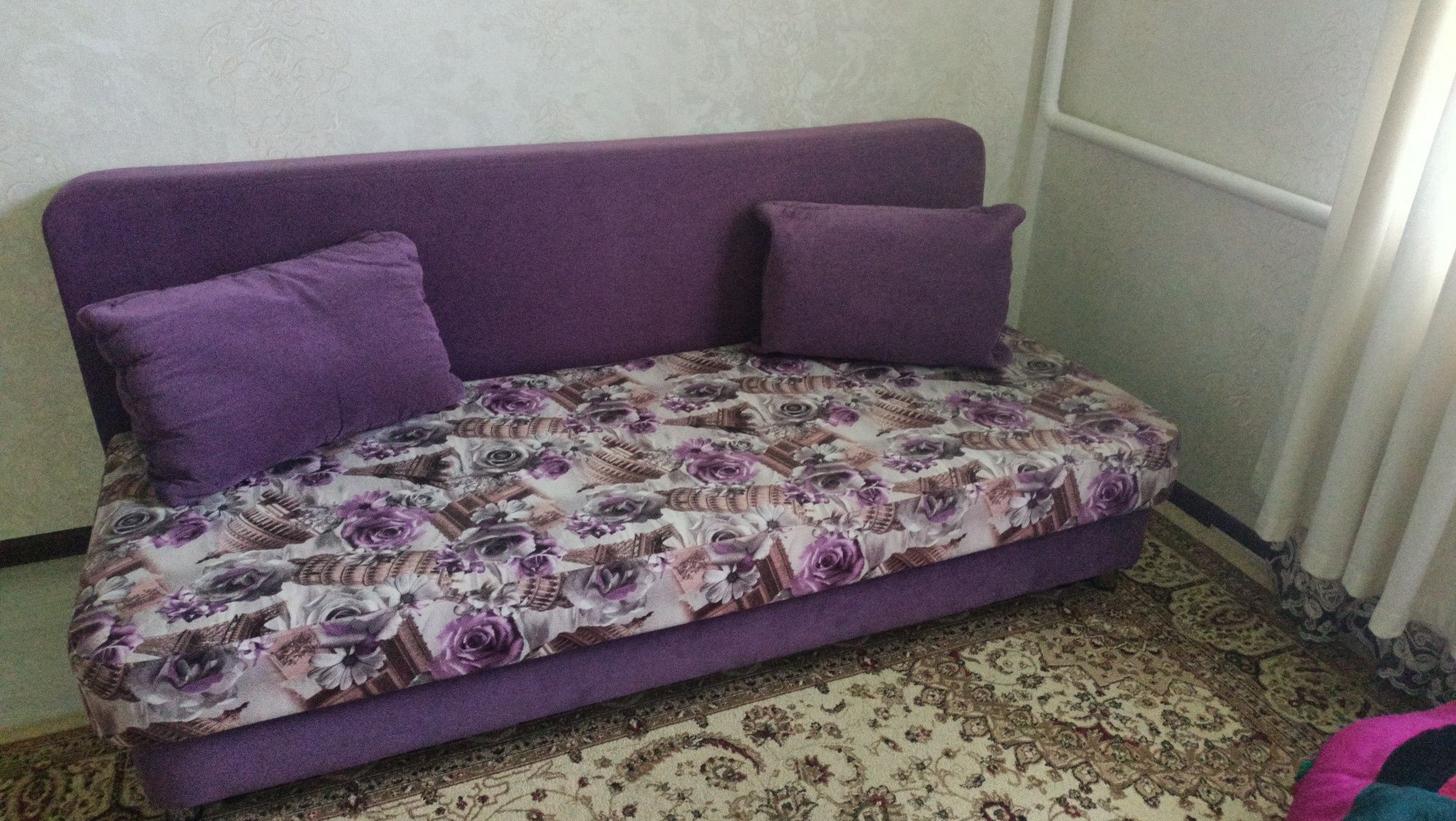 Продам диван тахта