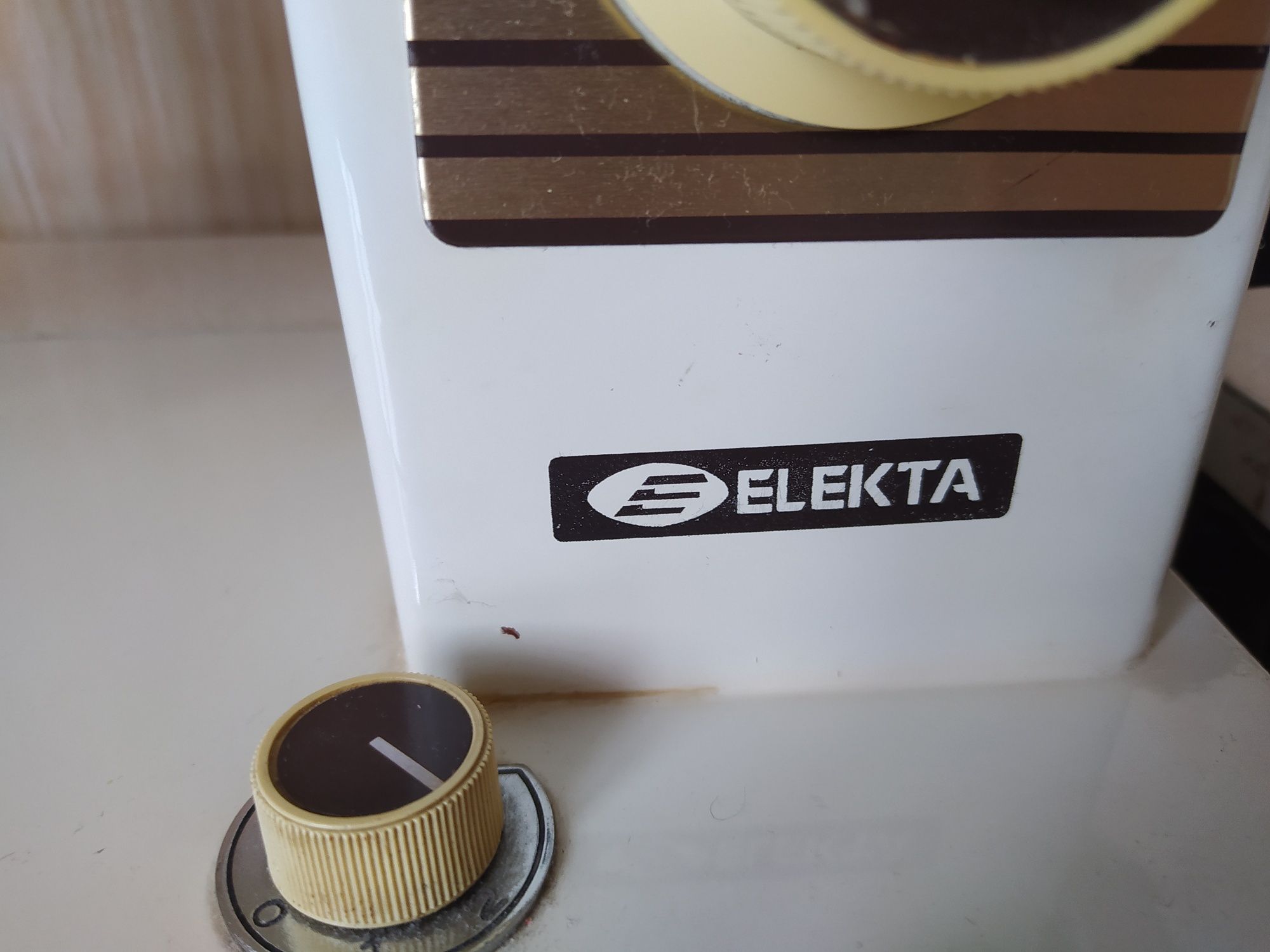 Японская швейная машинка Elekta