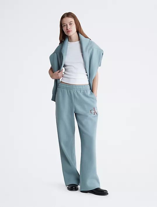 Утепленный костюм Calvin Klein