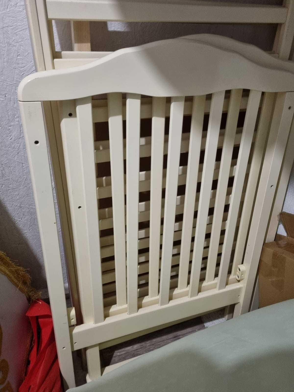 Продам детскую кровать