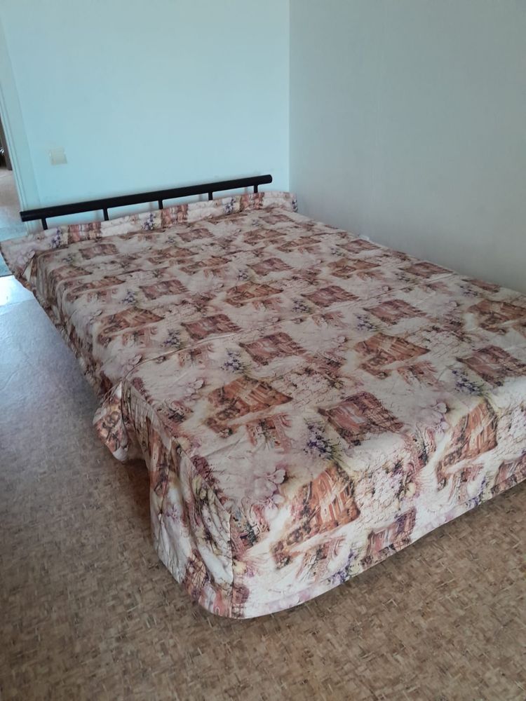 Срочно продам Диван -кровать !