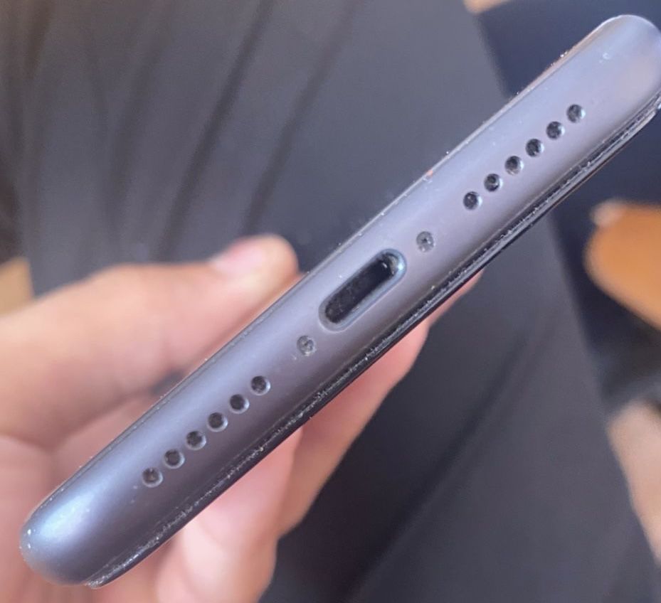 iPhone 11 128гб.