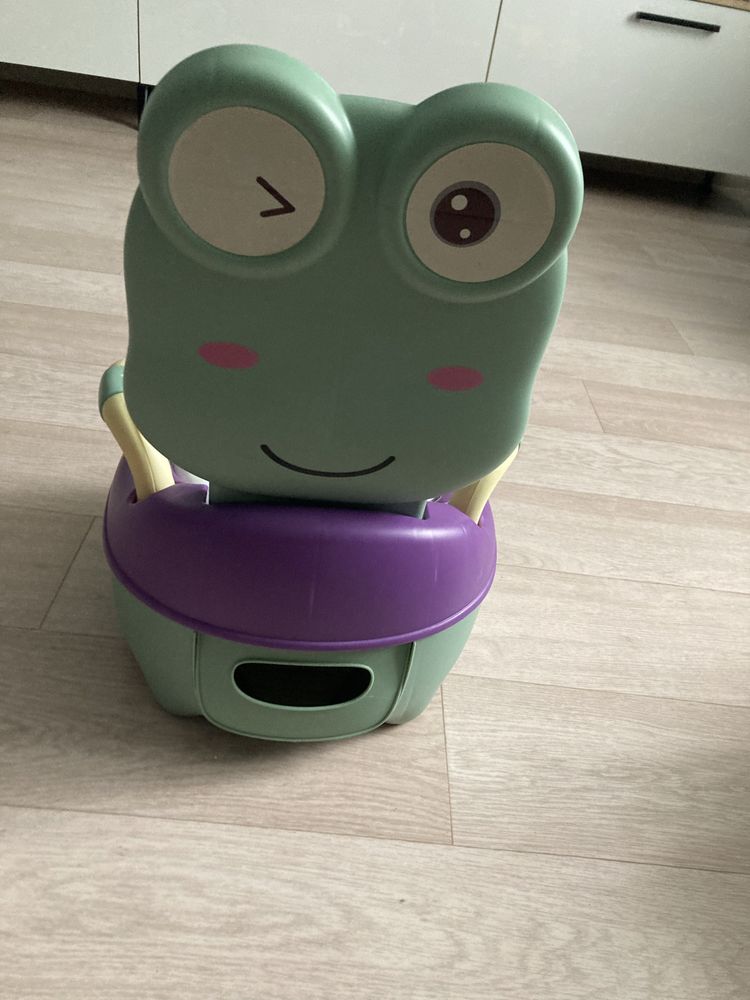 Горшок детский , для детей с 2-4 лет,