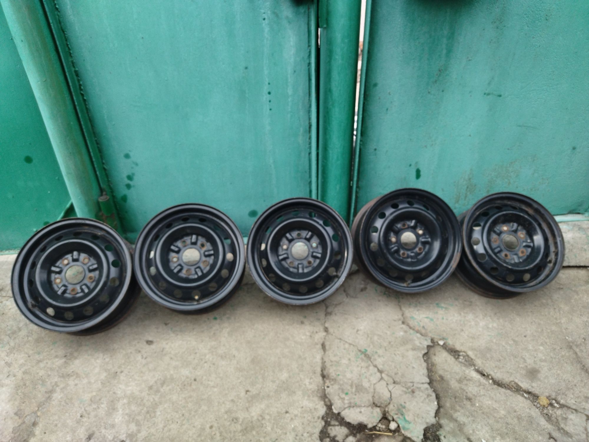 Железные диски Тойота R14