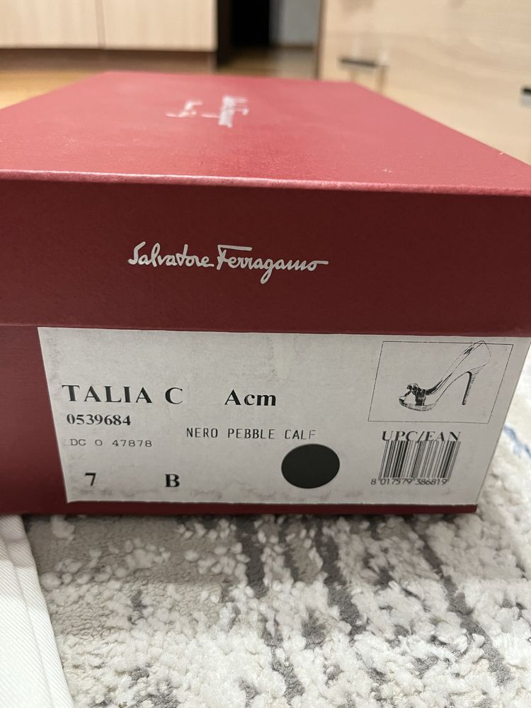 Туфли Salvatore Ferragamo