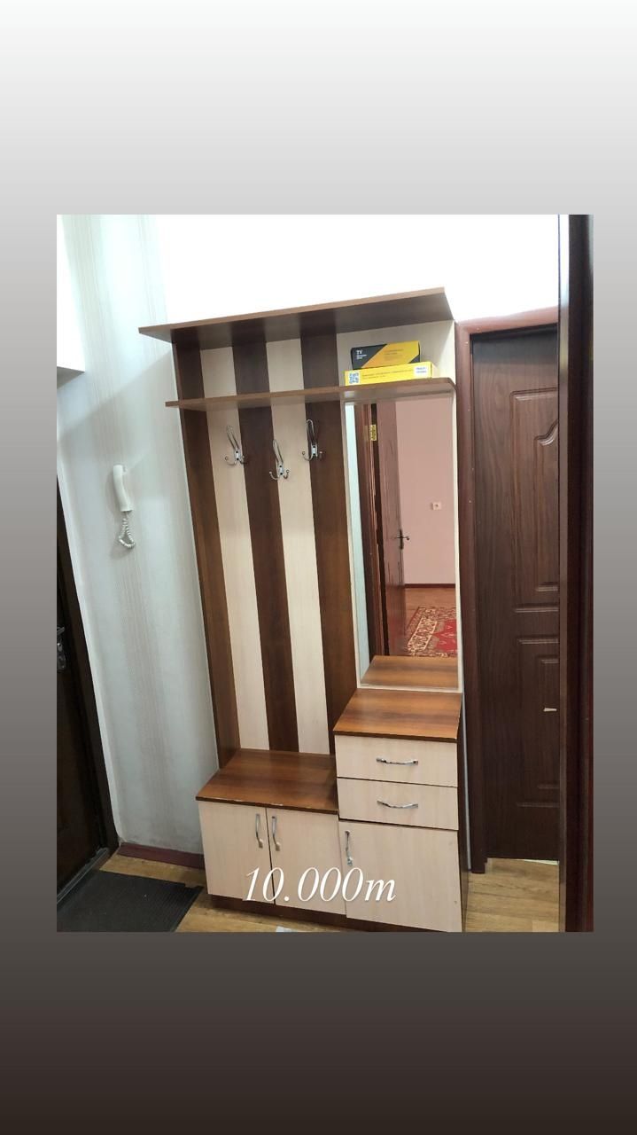 Продам прихожку,диван