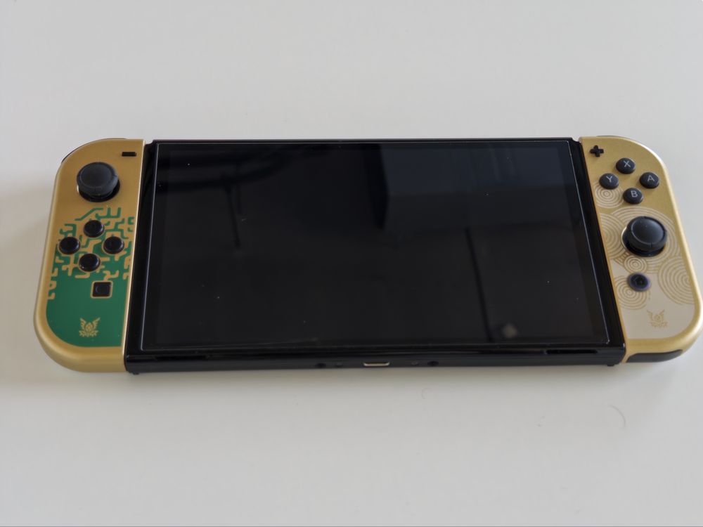Nintendo switch oled 1tb + pro controller