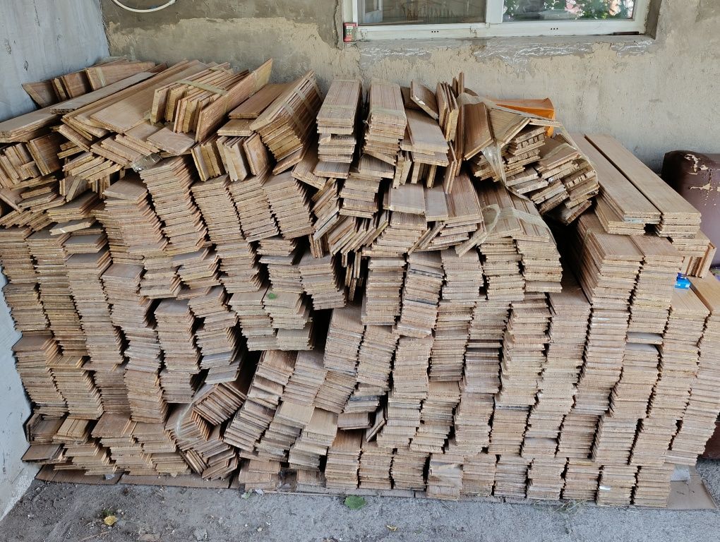 Продам БУ паркет