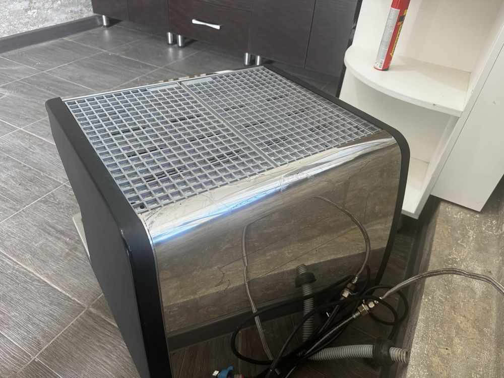 Кофемашина Nuova Simonelli apia life 2 групповая