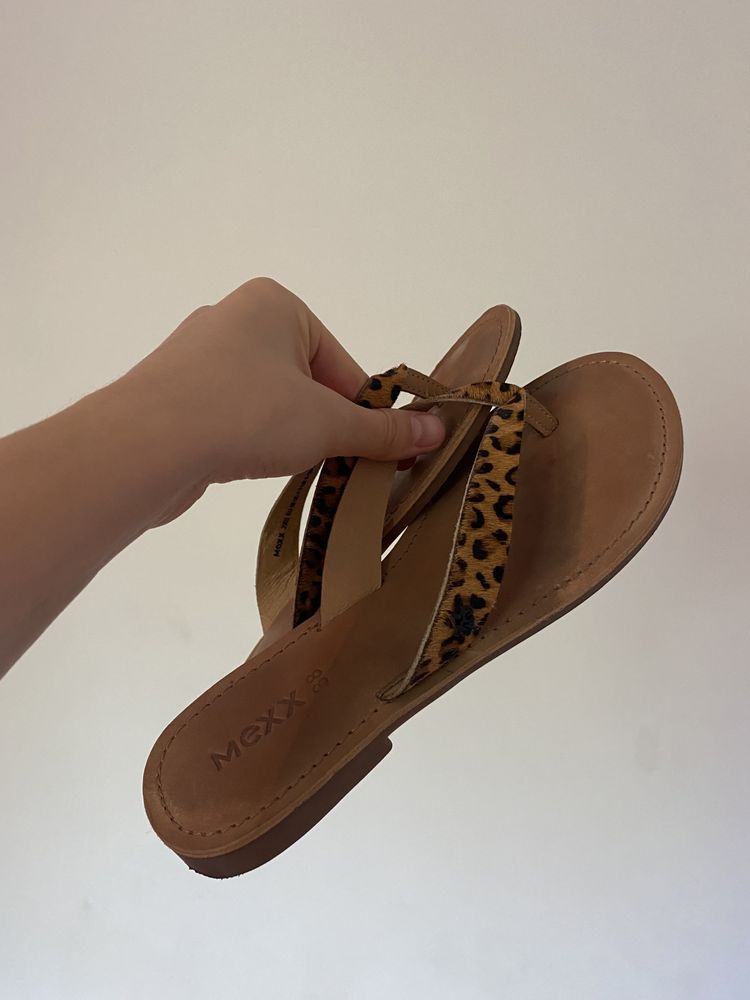 Шлепки Mexx