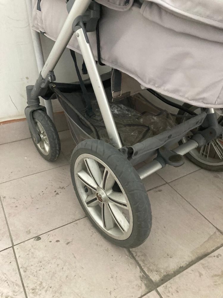 Продам коляску