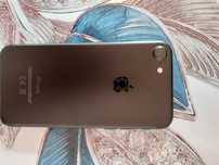 iPhone 7 32 Gg в хорошем состояние в ремонте не был