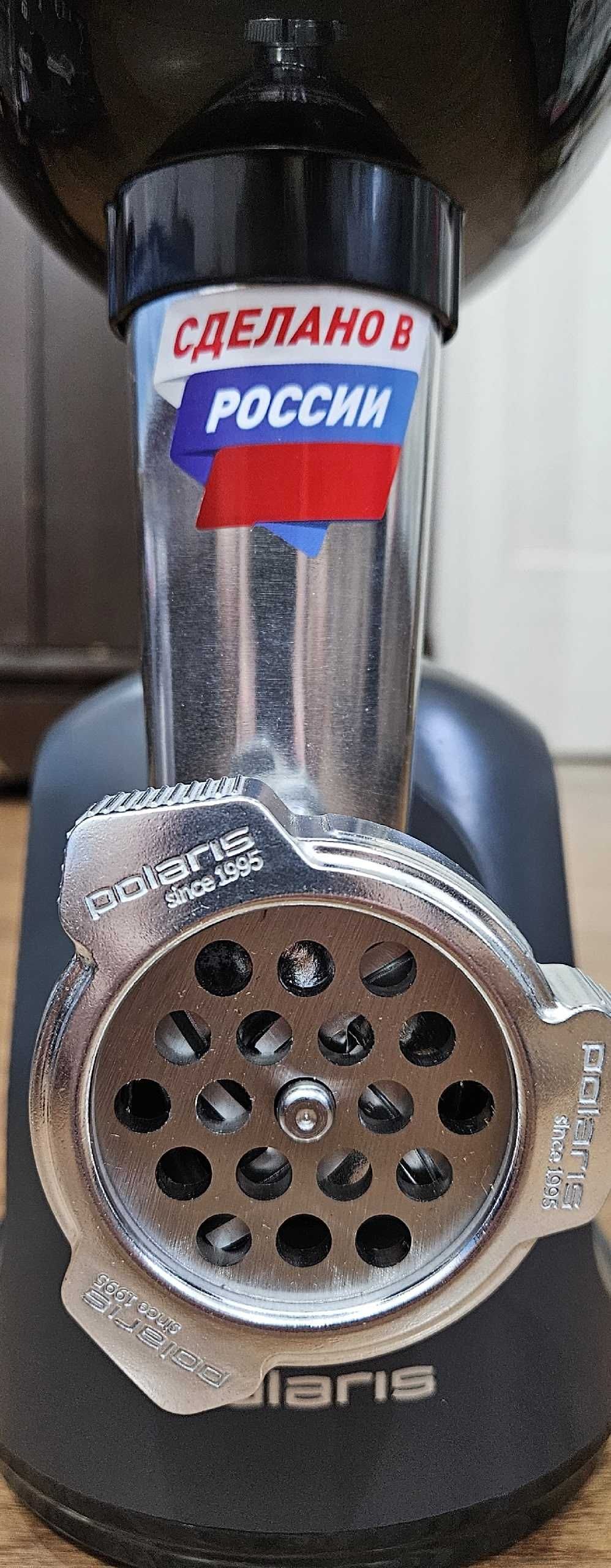 Мясорубка электрическая Polaris PMG 1873 RUS серый