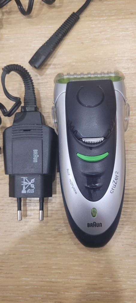 Продам электрическую бритву Braun 2000 series