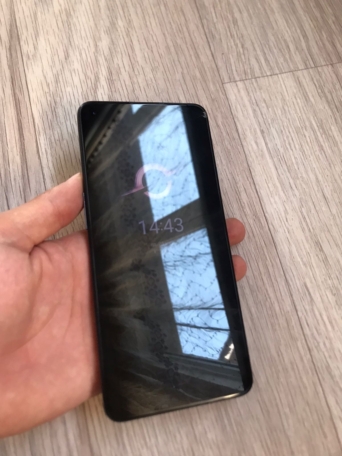 Обменяю свои OnePlus 9 5g