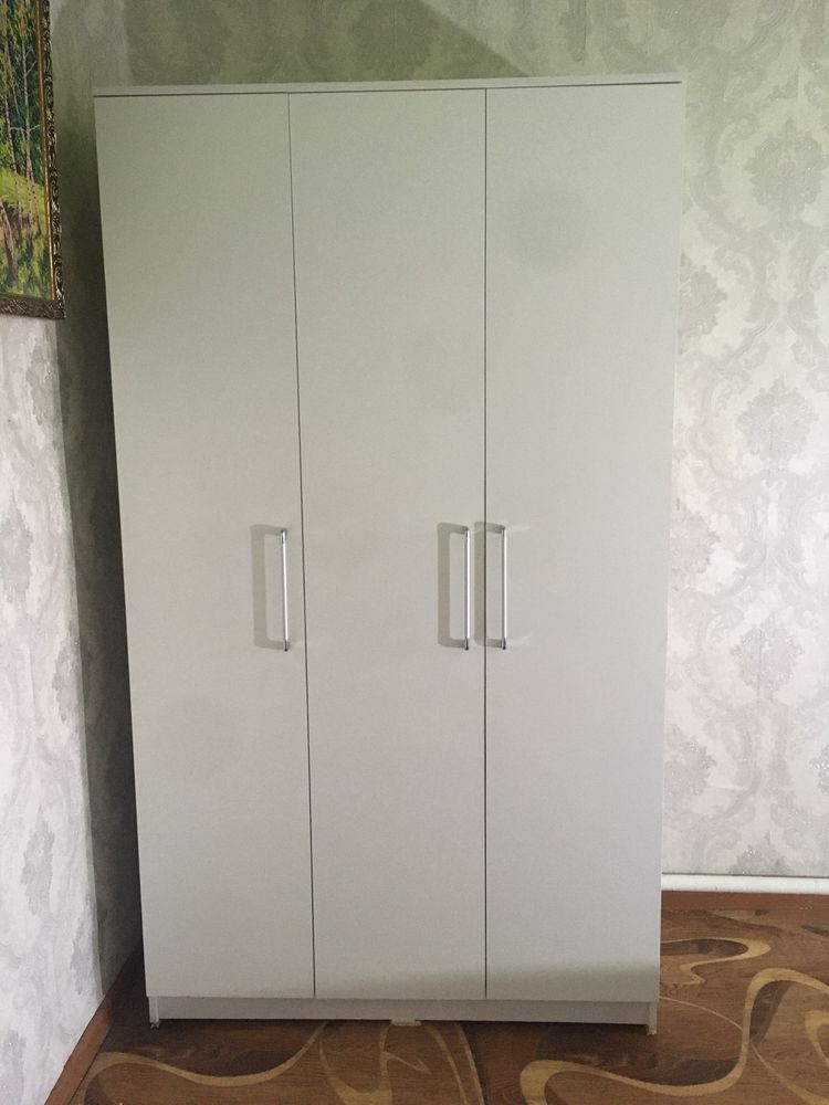 Продаю шкафы! Новые!