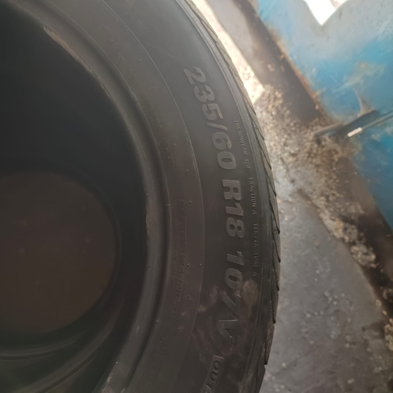 Продам четыре летних колёса KUMHO 235/55/18