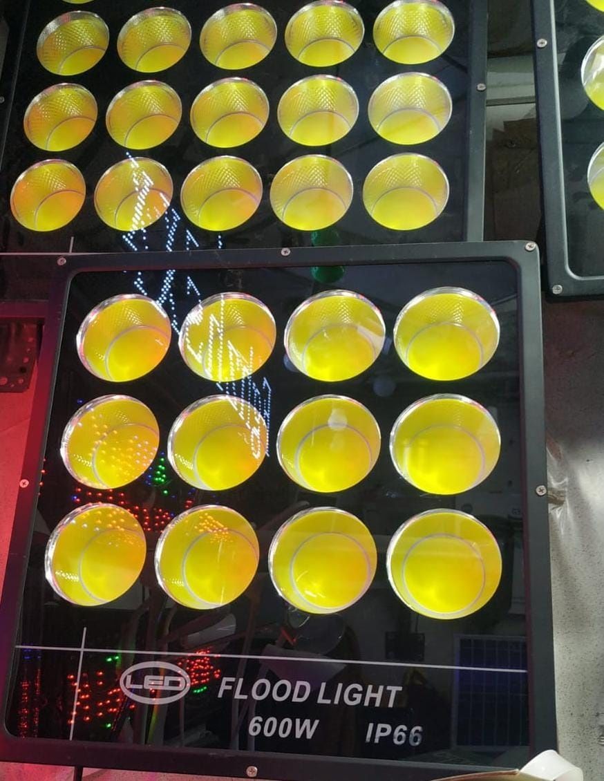 Уличное LED освещение, прожекторы, фонари консольные. Доставка.