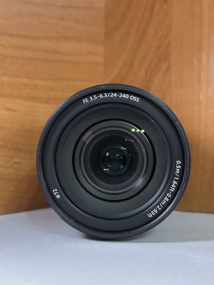 Sony 24-240 mm в идеальном состояни