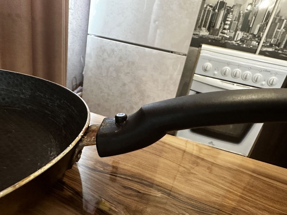 лопатки сковороды кастрюли чаши