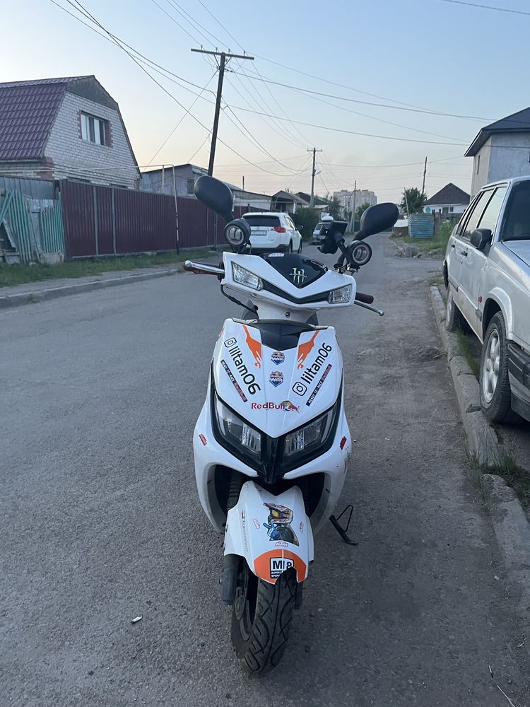 Продаются м8 абс