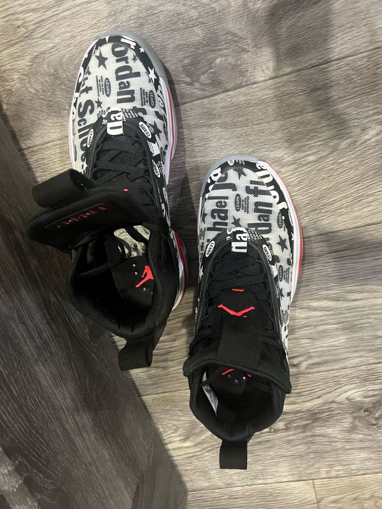 Продам кроссовки nike