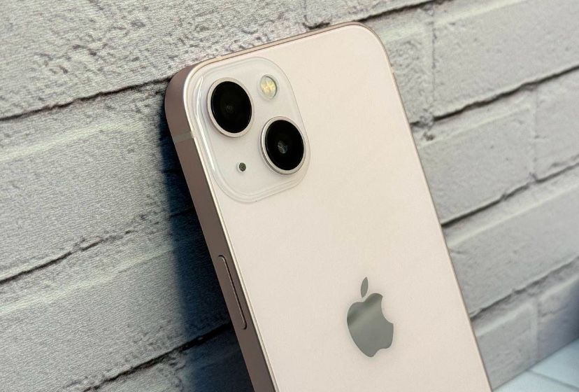 iPhone 13 с гарантией